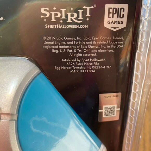 Fortnite Light-Up Port-A-Fort with Sound Cosplay Halloween Costume Decor - Picture 5 of 5